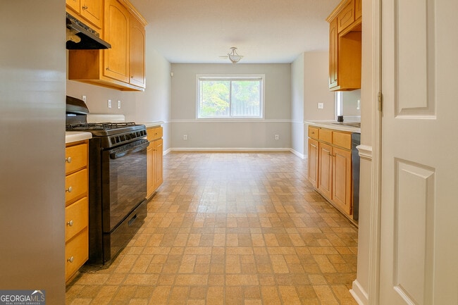 Building Photo - 8596 Guthrie Dr