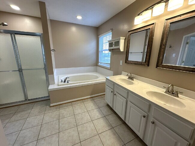 Building Photo - 4 Bedroom Colonial with 2-Car Garage in Westminster!