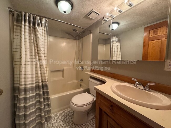 Building Photo - 38 Kimball Ave