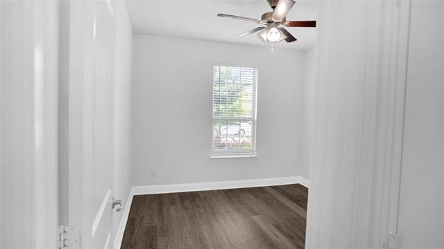 Building Photo - 1520 Summit View Ln