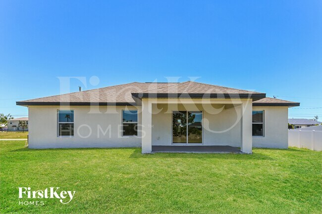 Building Photo - 1023 NW 22nd Terrace