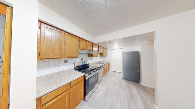 Building Photo - 7197 D Cimarron Ct