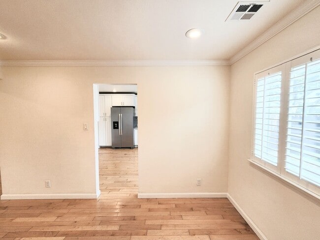 Building Photo - Updated 4 bedroom home