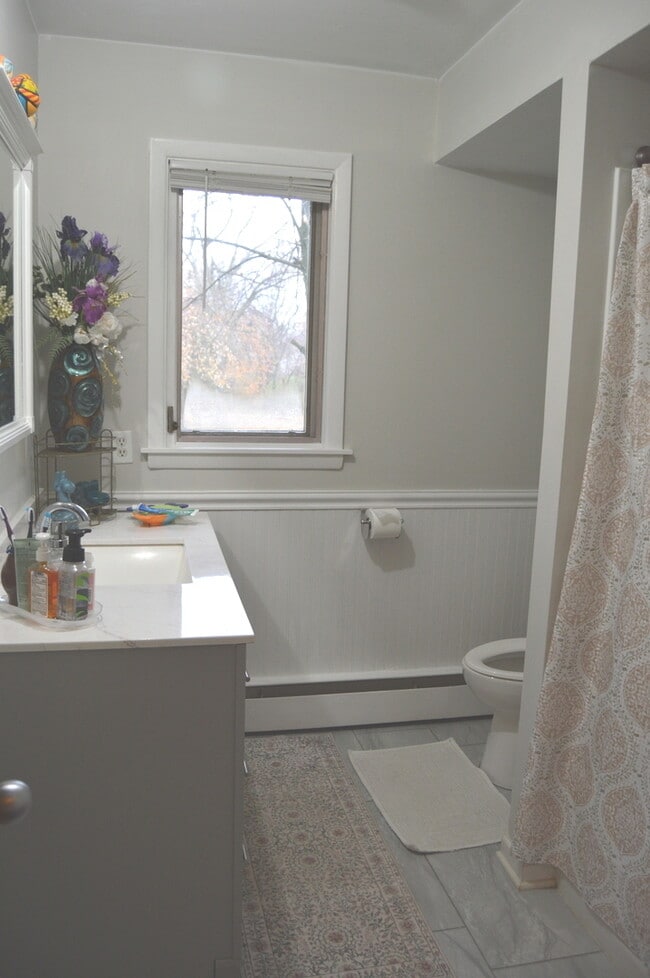 Building Photo - 16431 Mayleon Dr