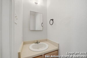 Building Photo - 535 Centro Hermosa