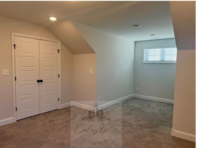 Building Photo - 63 Barhams Mill Pond Wy