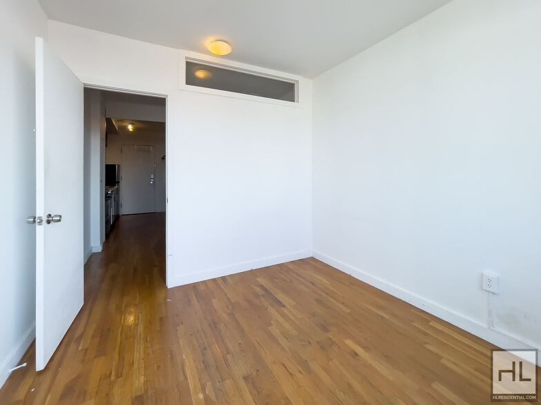 Building Photo - NOLL STREET / Spacious Bushwick 2-Bed 1-Bath / Elevator / In-Building Laundry