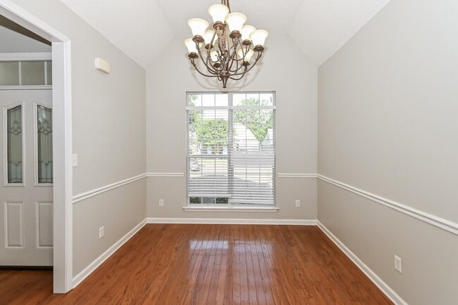 Building Photo - 196 Fairway Trace Dr