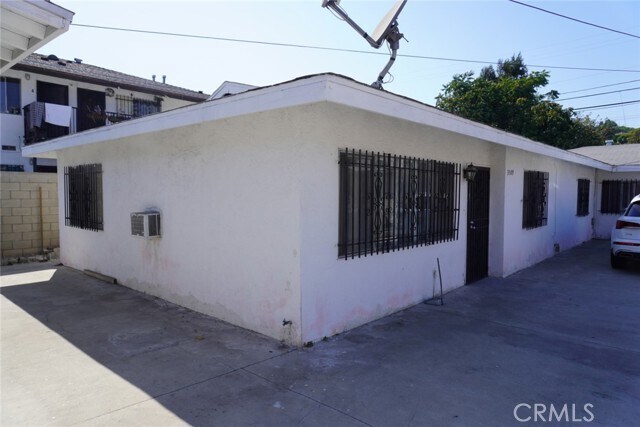 Building Photo - 3509 Marmion Way