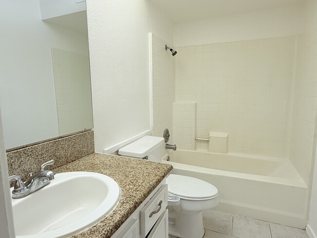 Building Photo - 9813 Caspi Gardens Dr