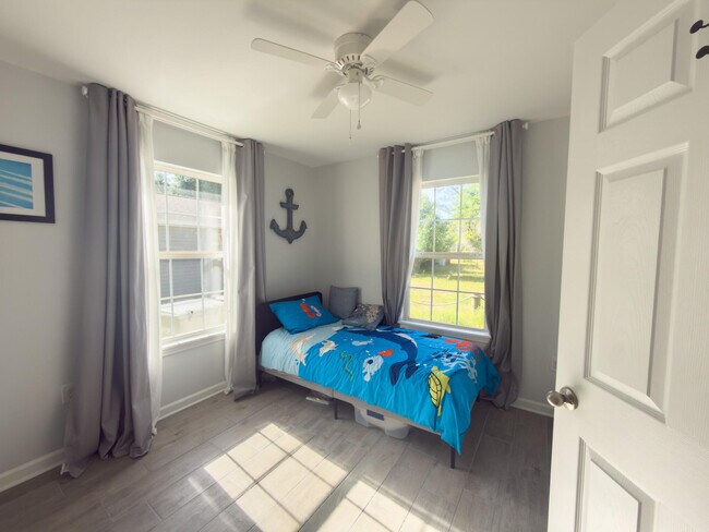 Building Photo - 8524 Laredo St