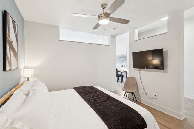 Building Photo - 2901 Indiana St