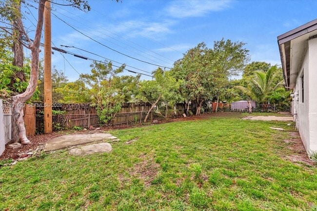 Building Photo - 4710 NW 12th St