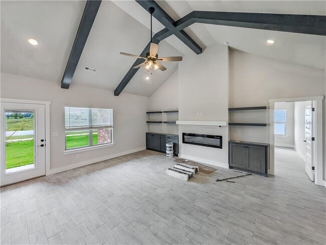Building Photo - 6807 SW Basswood Ave