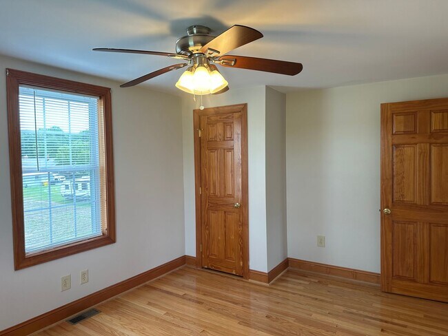 Building Photo - Davidsonville