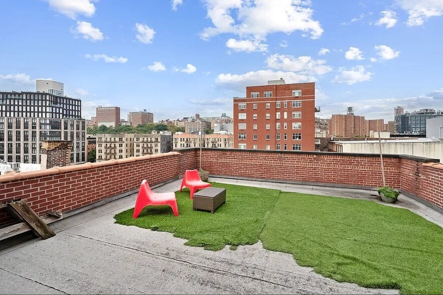 Building Photo - 2294 Frederick Douglass Blvd