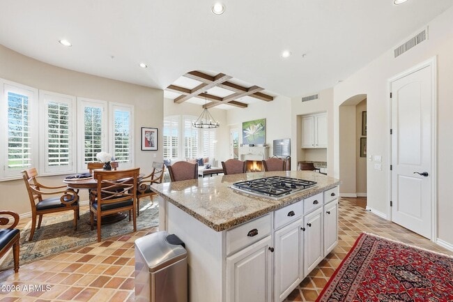 Building Photo - 8891 E Mountain Spring Rd