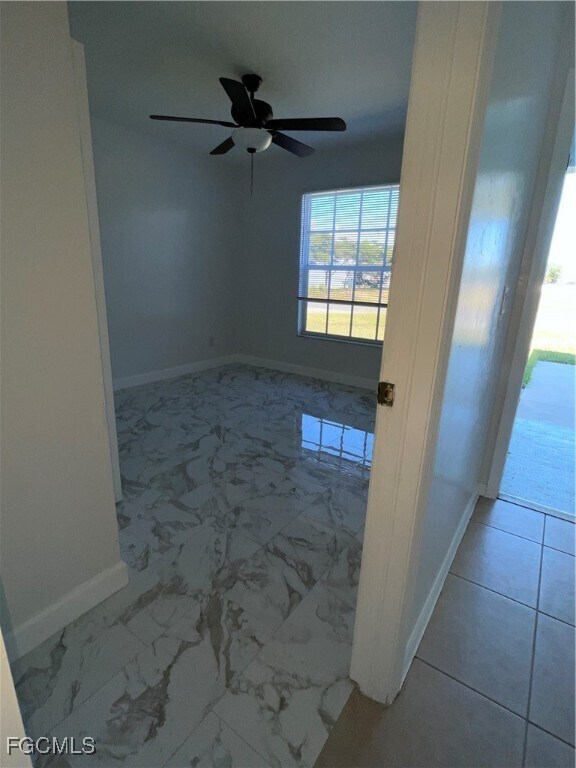 Building Photo - 248 SW 3rd St