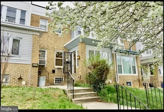 Building Photo - 1709 N Robinson St