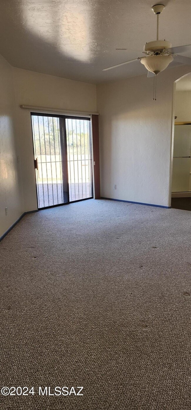 Building Photo - 7659 E Park View Dr