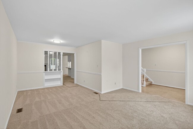 Building Photo - 39 W Wainwright Dr