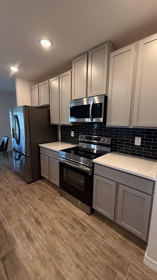 Building Photo - 12761 SW Orvieto Wy