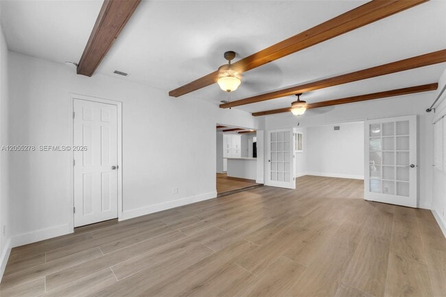 Building Photo - 9121 Ridgeland Dr
