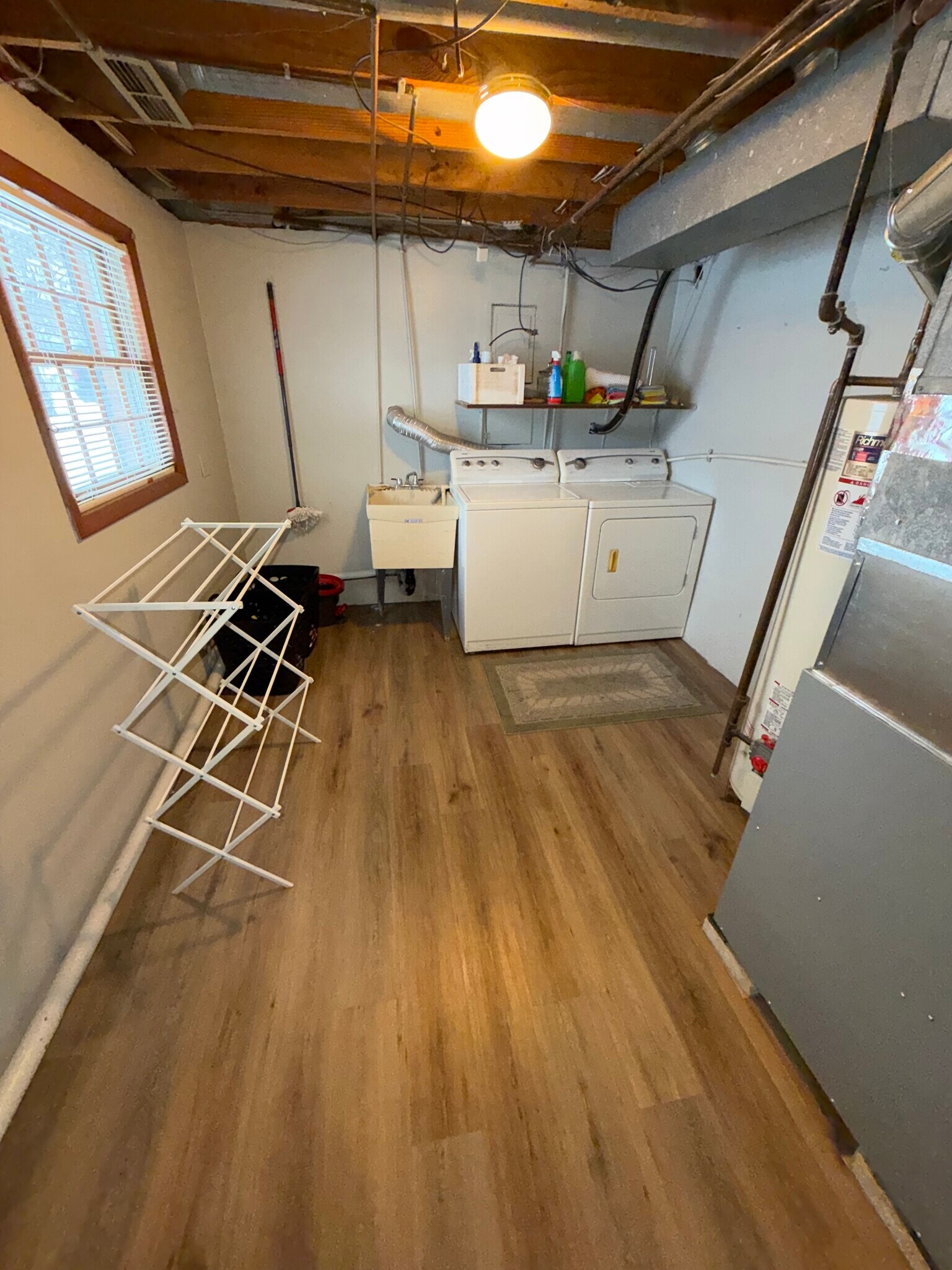 Building Photo - 3452 Kalurah St NE