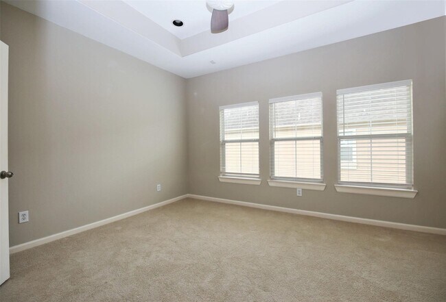 Building Photo - 2902 Chenevert St