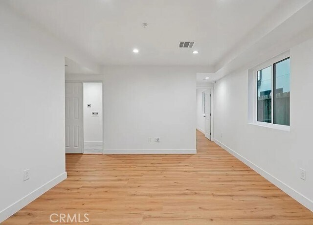 Building Photo - 10422 Graham Ave