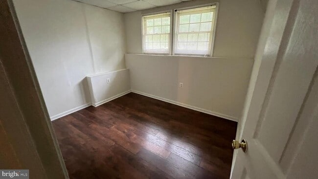 Building Photo - 20320 Cedarhurst Way