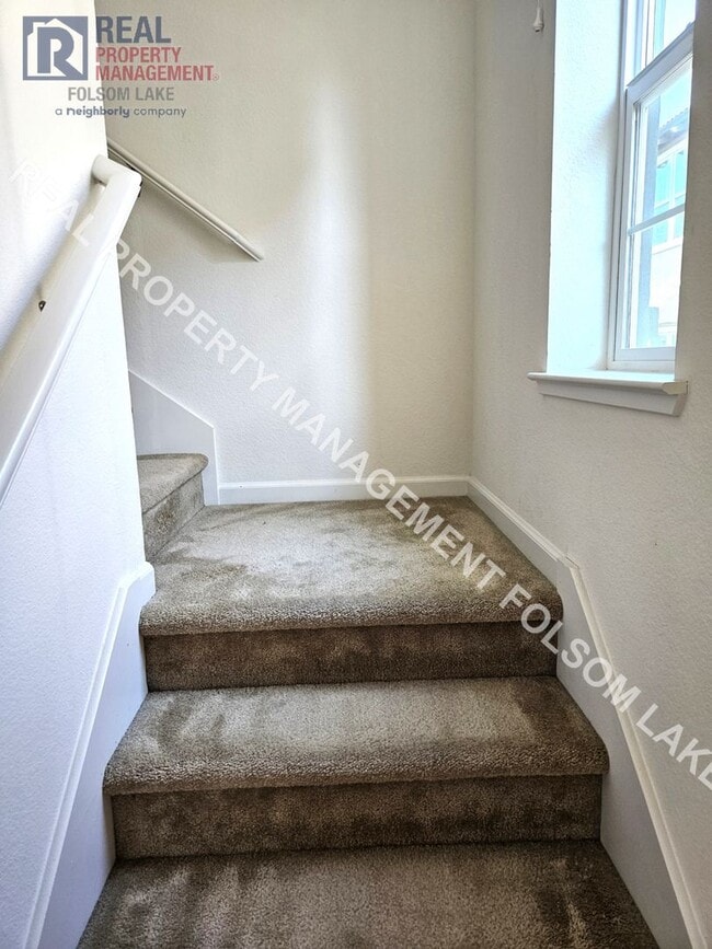 Building Photo - 146 Barnhill Dr
