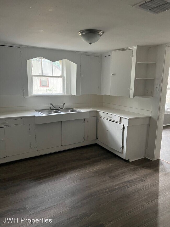 Building Photo - 4 br, 2 bath House - 501 Montgomery St