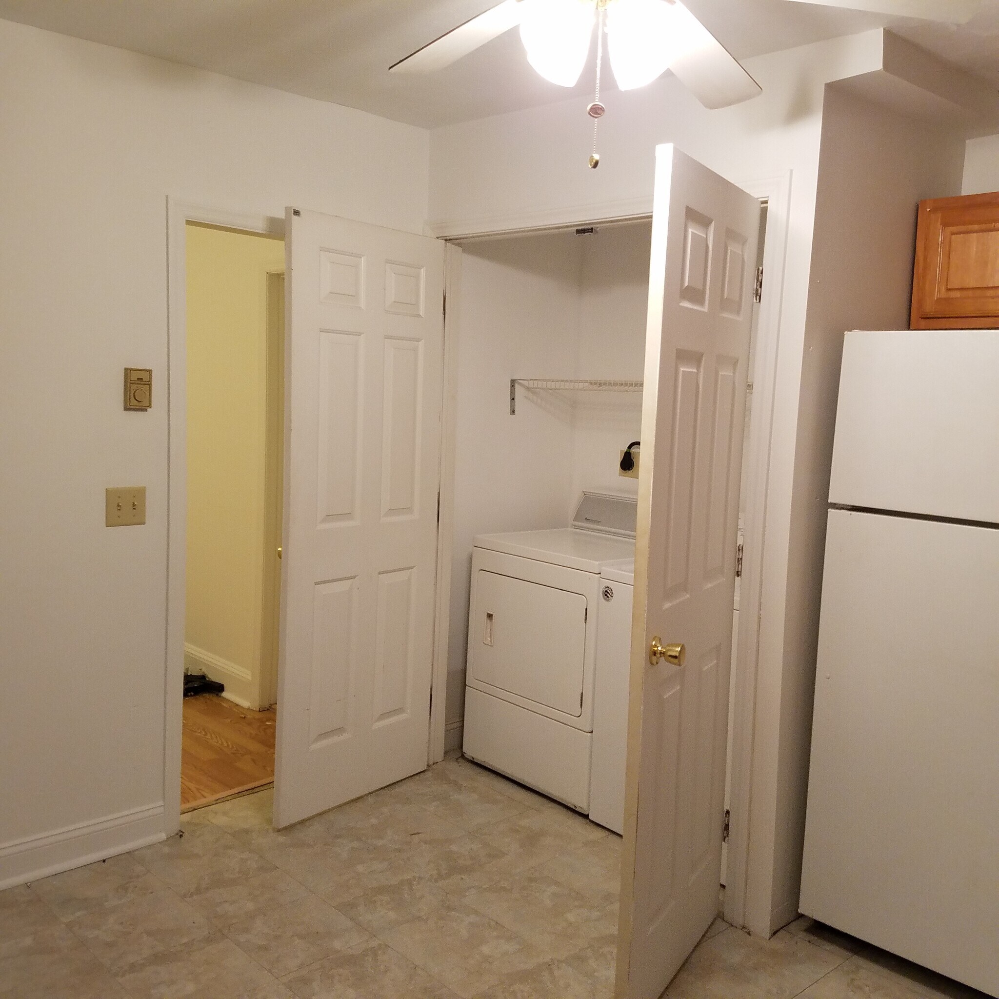 Building Photo - 146 Wellsville Ave