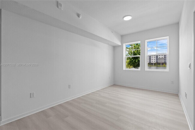 Building Photo - 5579 Millennia Park Dr