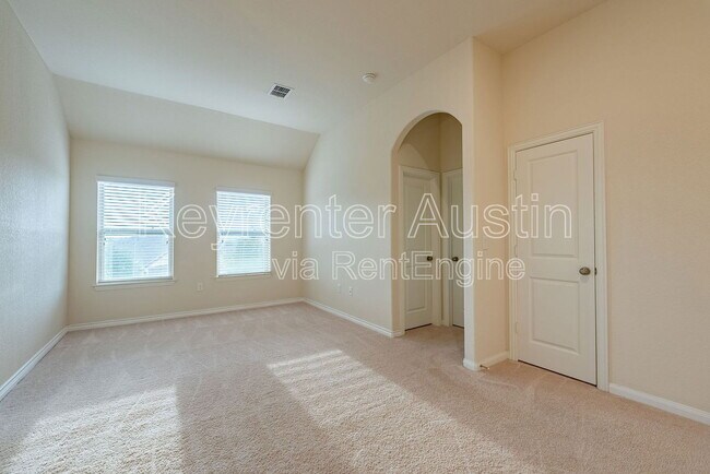 Building Photo - 500 Puerta Vallarta Ln