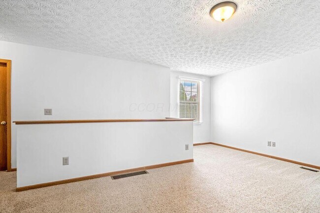 Building Photo - 2147 Shortcreek Rd