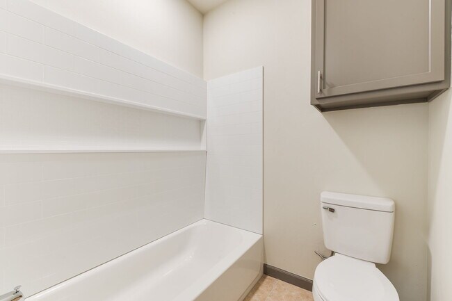 Building Photo - 1326 NW 91st St