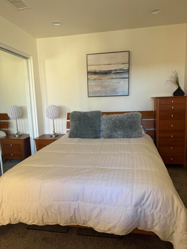 Building Photo - 78125 Crimson Ct