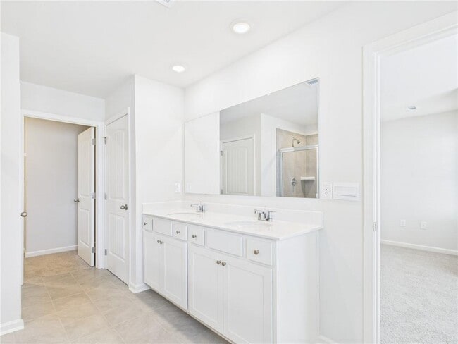 Building Photo - 2565 Poppy Ct