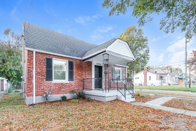 Building Photo - 1620 Catalpa St