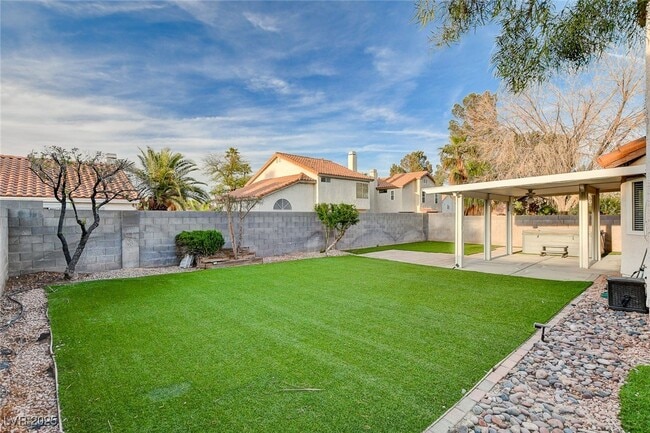 Building Photo - 446 Nettleton Cir