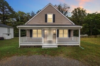 Building Photo - 5410 Campbell Ave