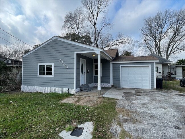 Building Photo - 2508 S Texas Ave