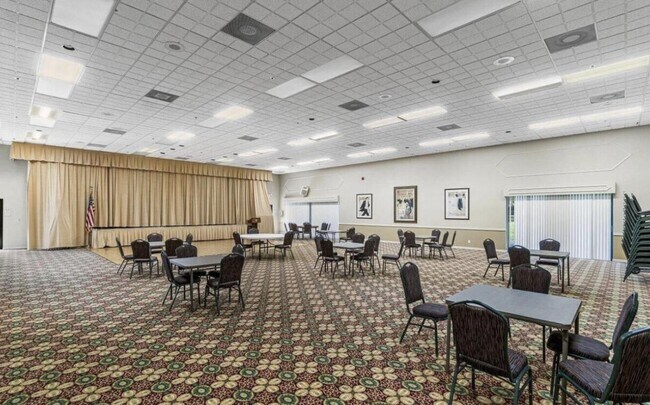 Building Photo - 10756 Bahama Palm Way