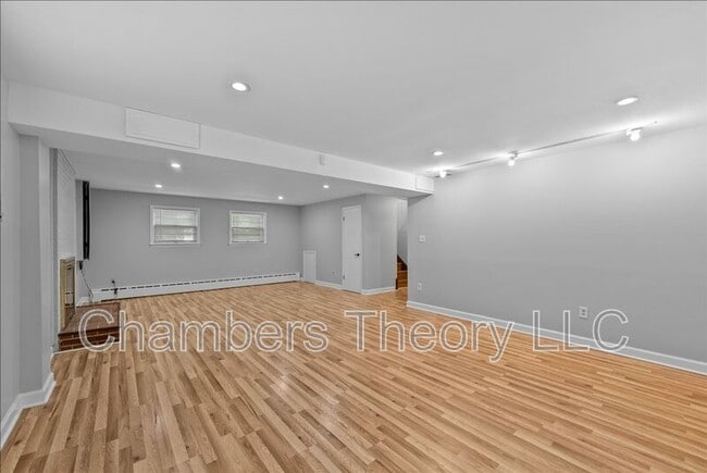 Building Photo - 3035 Hazelton St