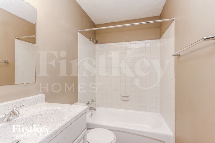 Building Photo - 7639 Gunyon Dr