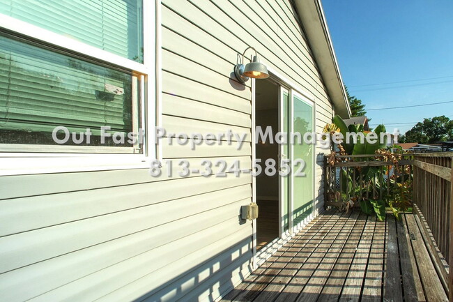 Building Photo - 4811 N 30th St