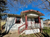 Building Photo - Cute Bungalow in Piedmont with Huge Yard, ...