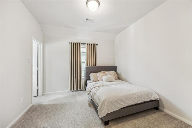 Building Photo - 7014 Anacua Berry Circle